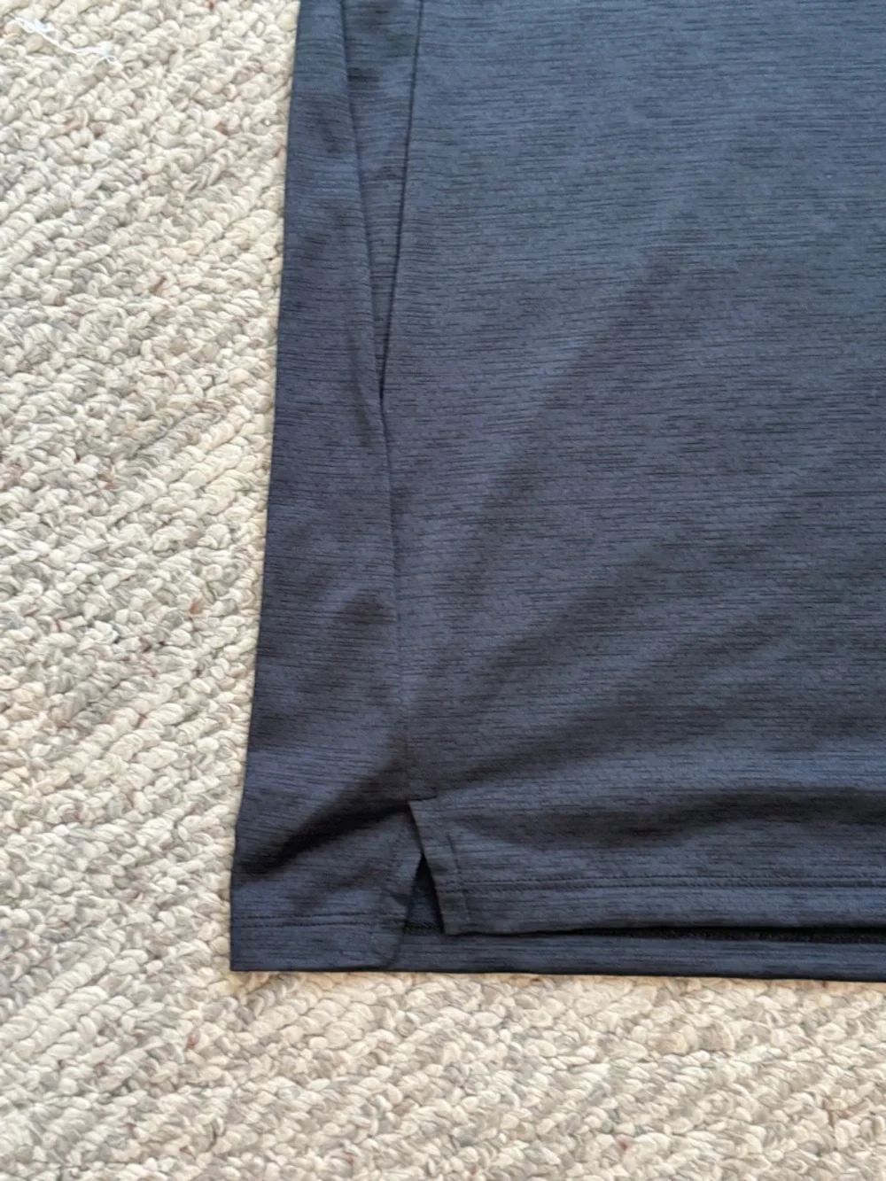 Under Armour Tank Top Size Small HeatGear Athletic Sleeveless Gray Shirt - Picture 10 of 12